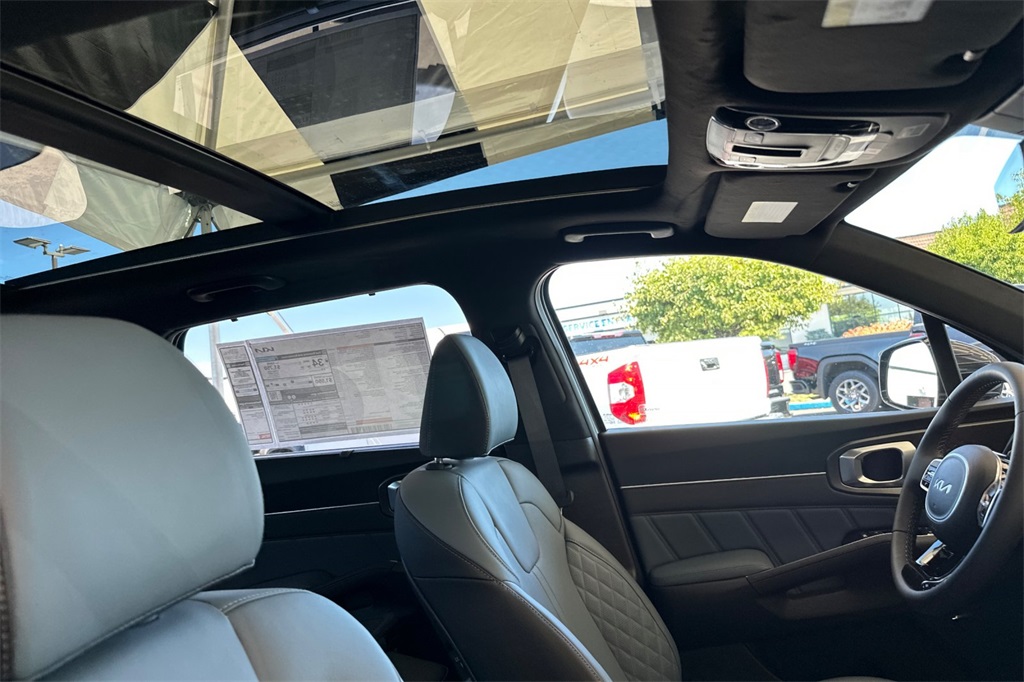 new 2025 Kia Sorento Hybrid car, priced at $48,825