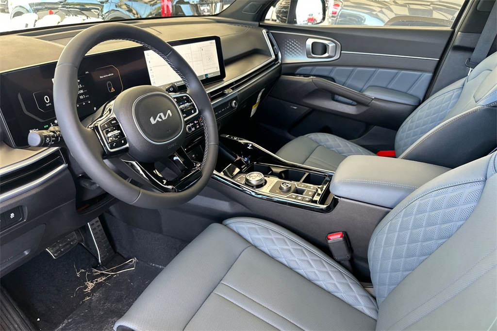 new 2025 Kia Sorento Hybrid car, priced at $48,825