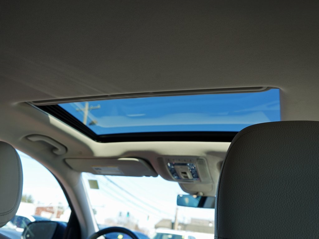 used 2020 Mercedes-Benz GLE car, priced at $27,995