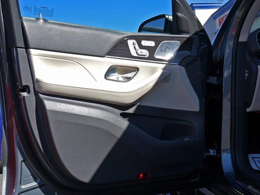 used 2020 Mercedes-Benz GLE car, priced at $27,995