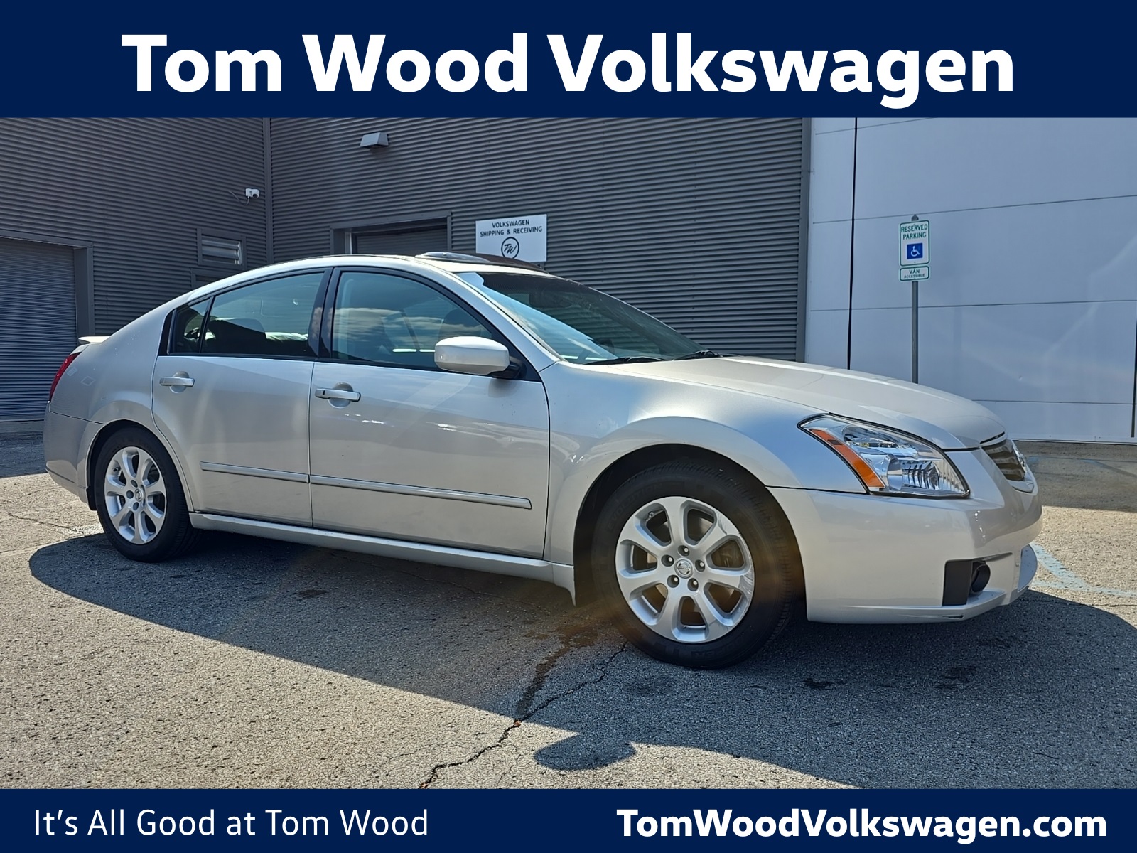 used 2007 Nissan Maxima car, priced at $6,200