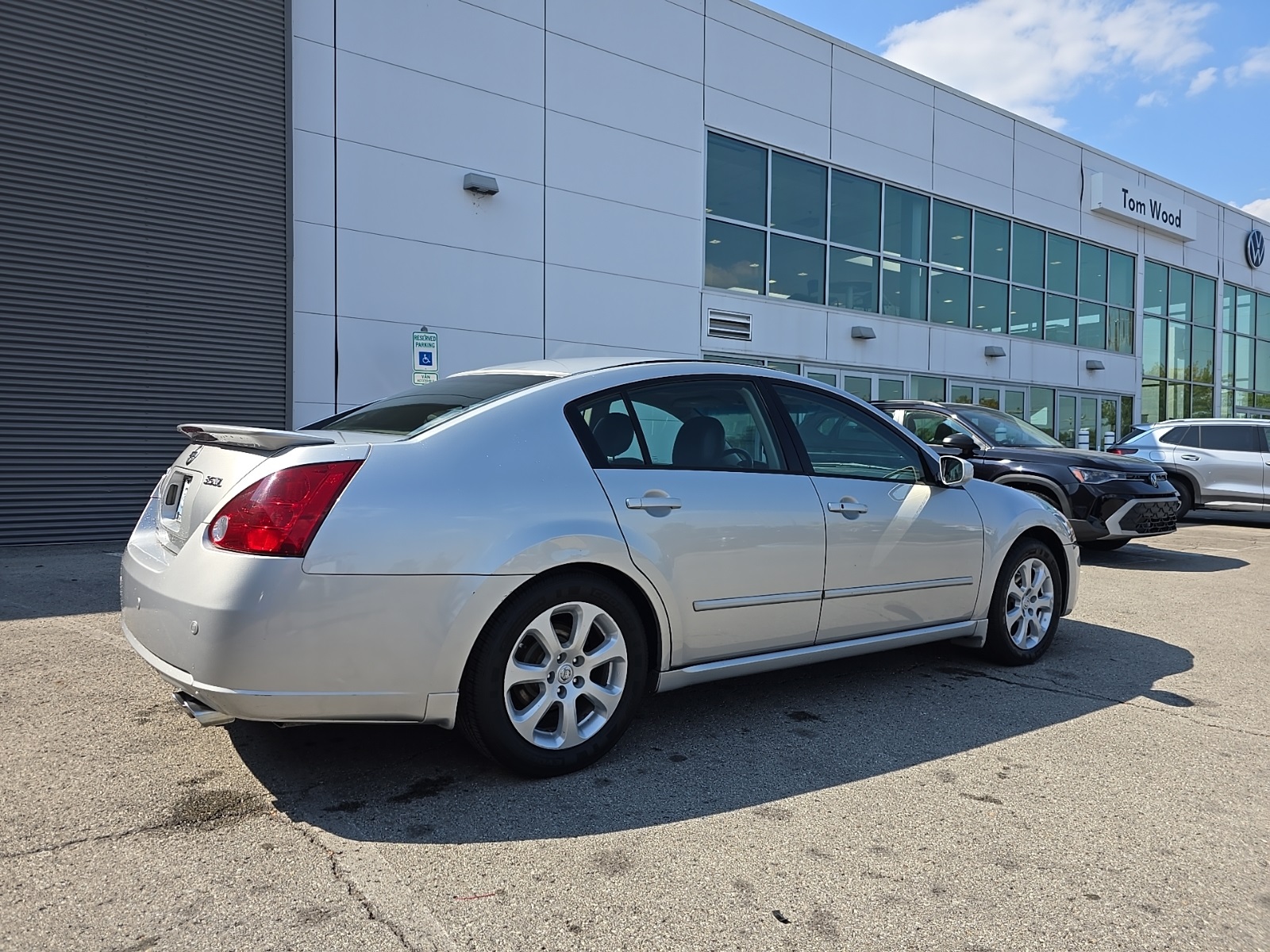 used 2007 Nissan Maxima car, priced at $5,000