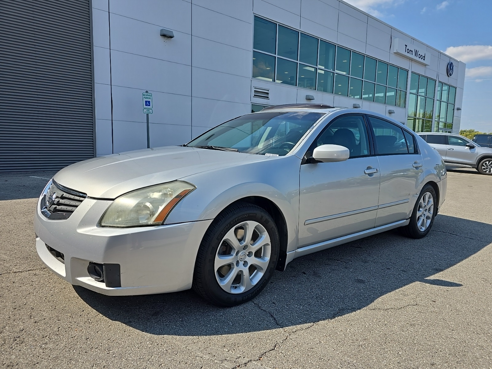 used 2007 Nissan Maxima car, priced at $5,000