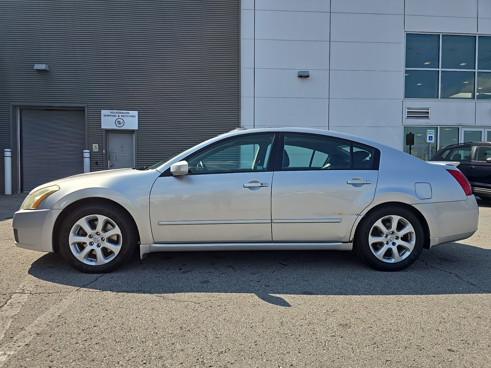 used 2007 Nissan Maxima car, priced at $5,000