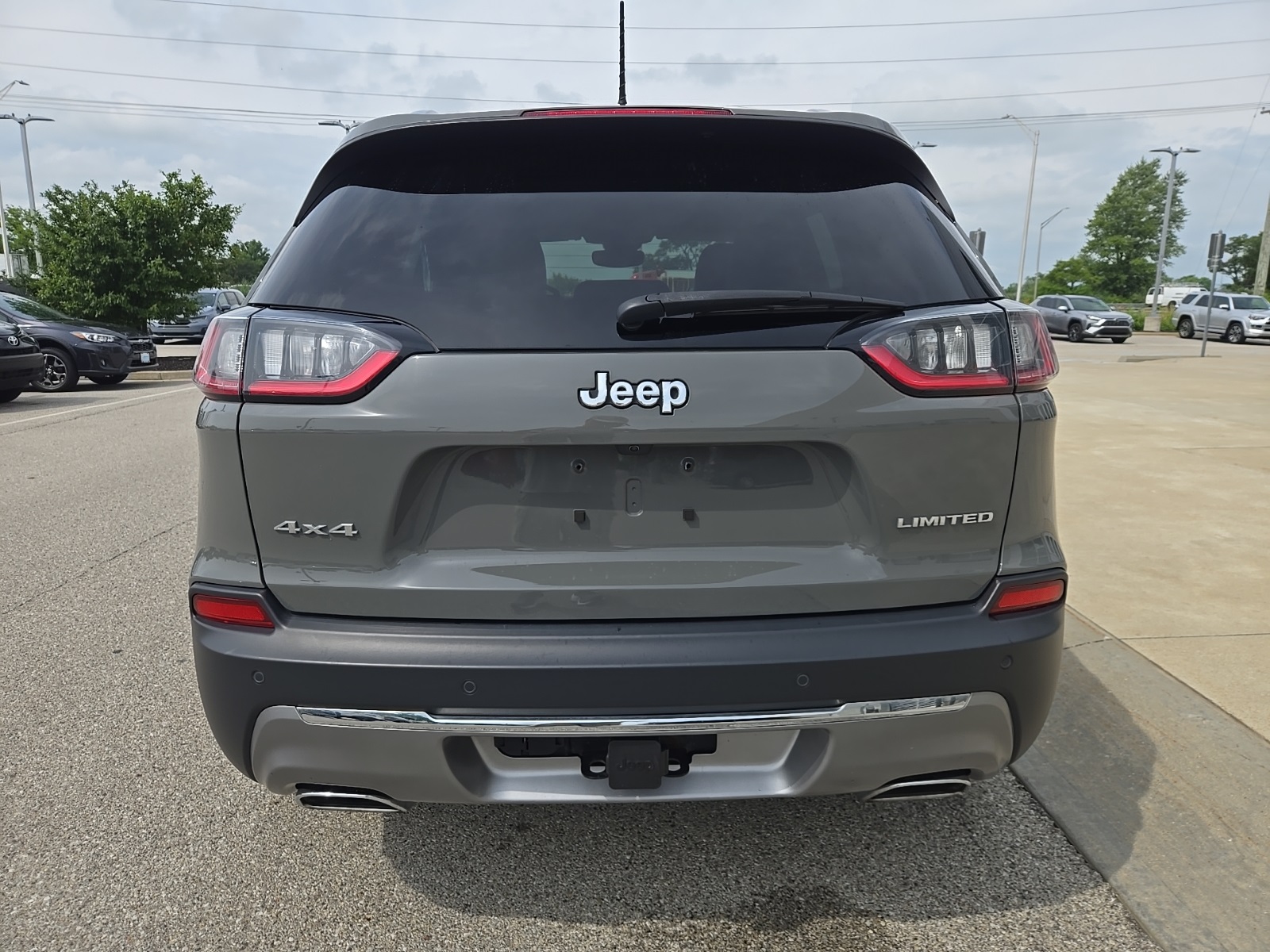 used 2020 Jeep Cherokee car, priced at $21,846