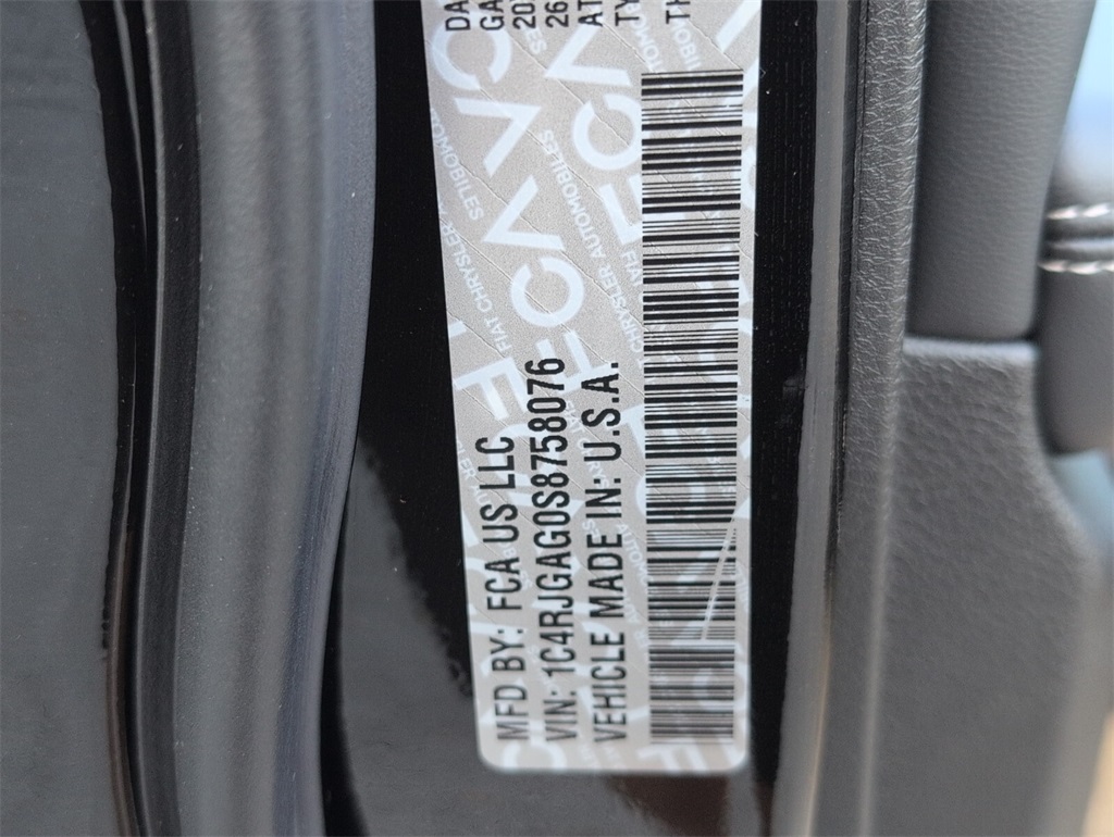 new 2025 Jeep Grand Cherokee car, priced at $36,125