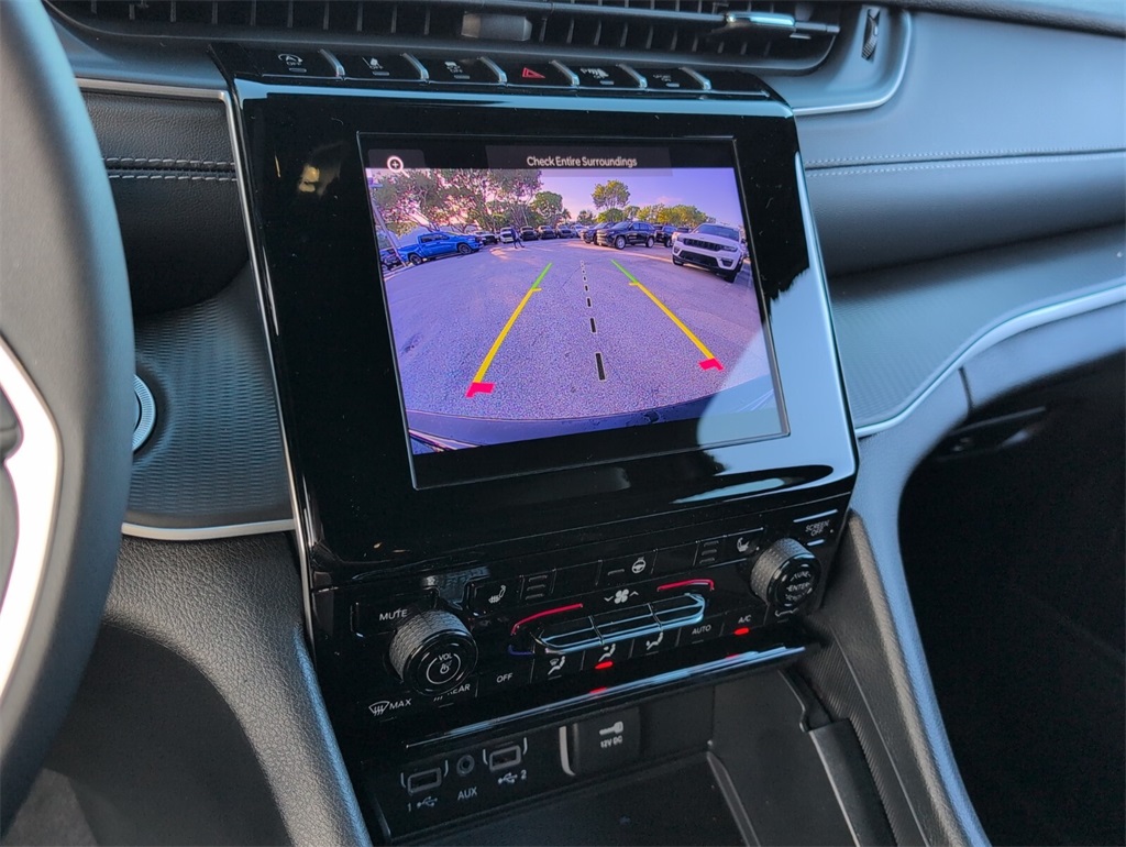 new 2025 Jeep Grand Cherokee car, priced at $36,125