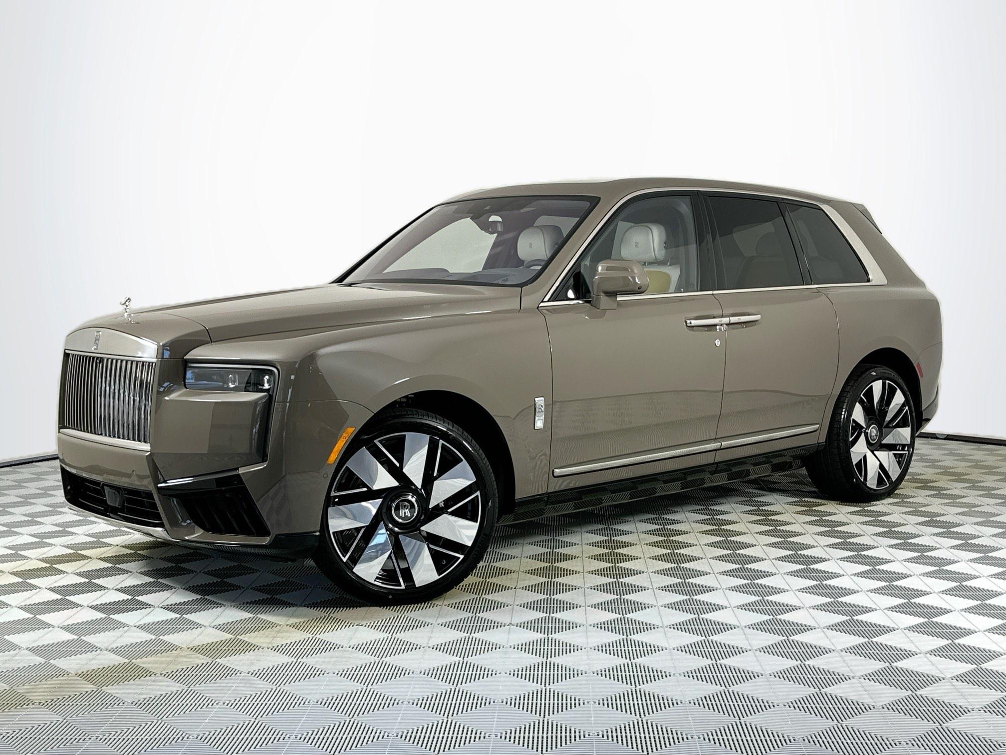 new 2026 Rolls-Royce Cullinan car, priced at $514,750