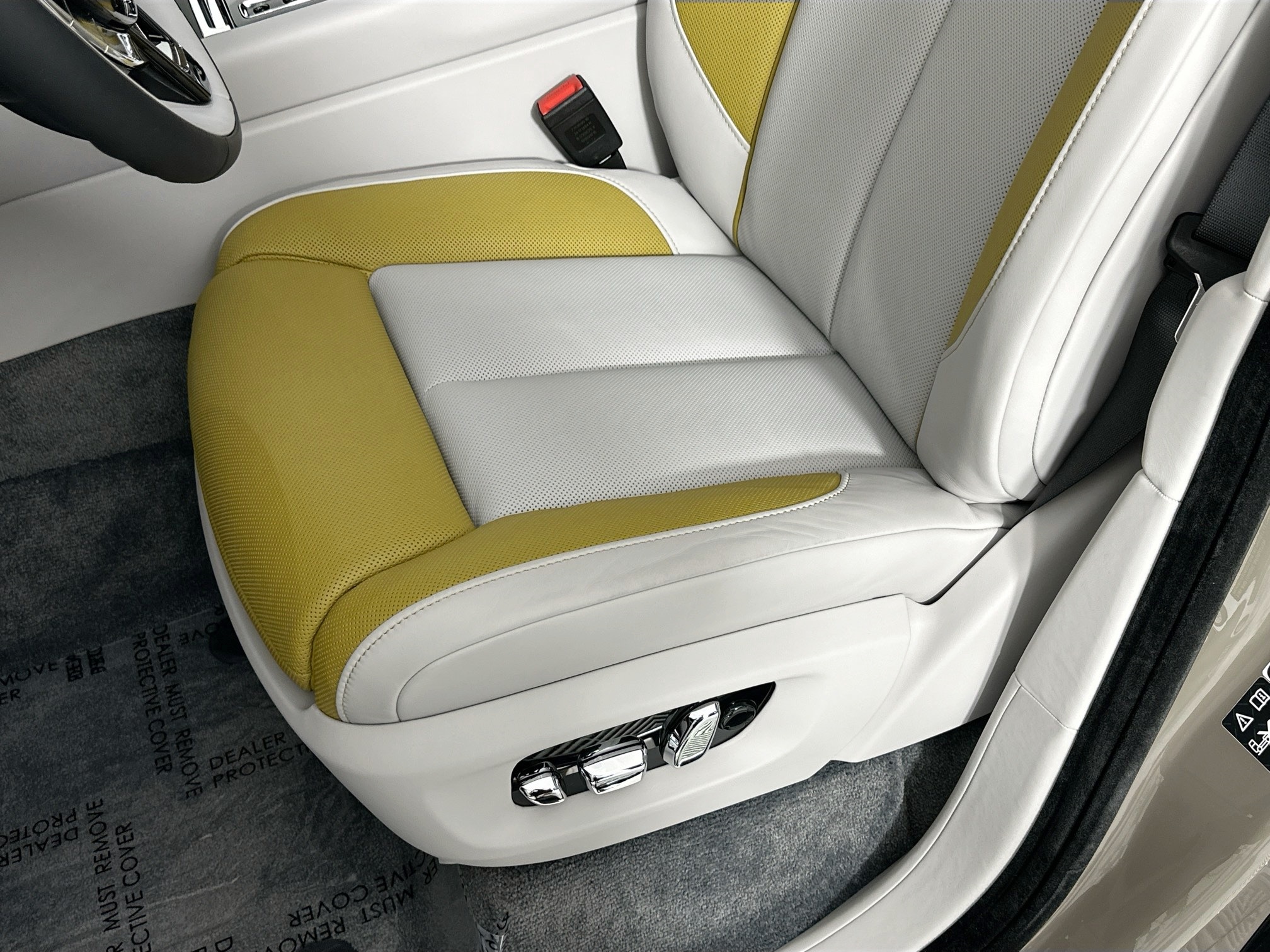 new 2026 Rolls-Royce Cullinan car, priced at $514,750