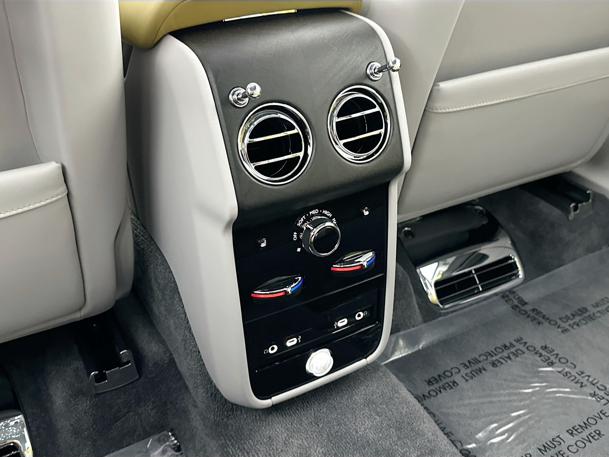 new 2026 Rolls-Royce Cullinan car, priced at $514,750