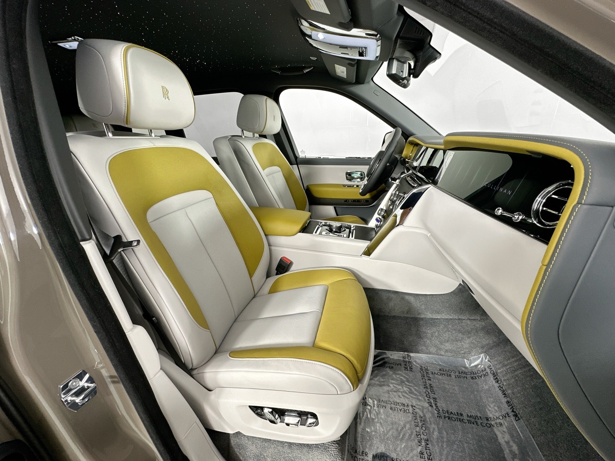 new 2026 Rolls-Royce Cullinan car, priced at $514,750