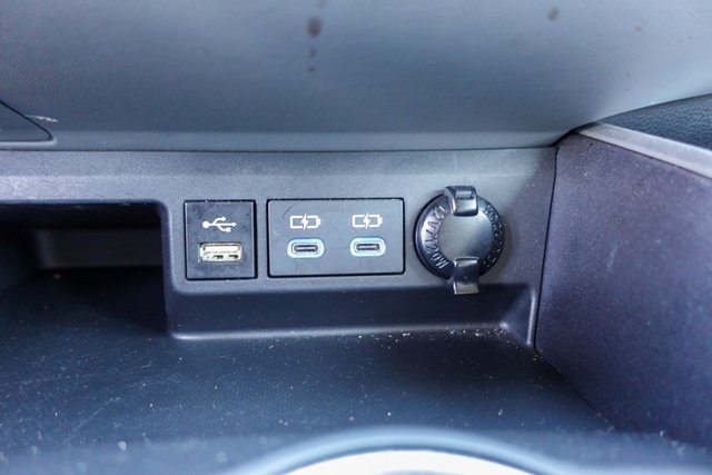used 2022 Toyota Highlander car, priced at $32,622