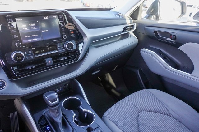 used 2022 Toyota Highlander car, priced at $32,622