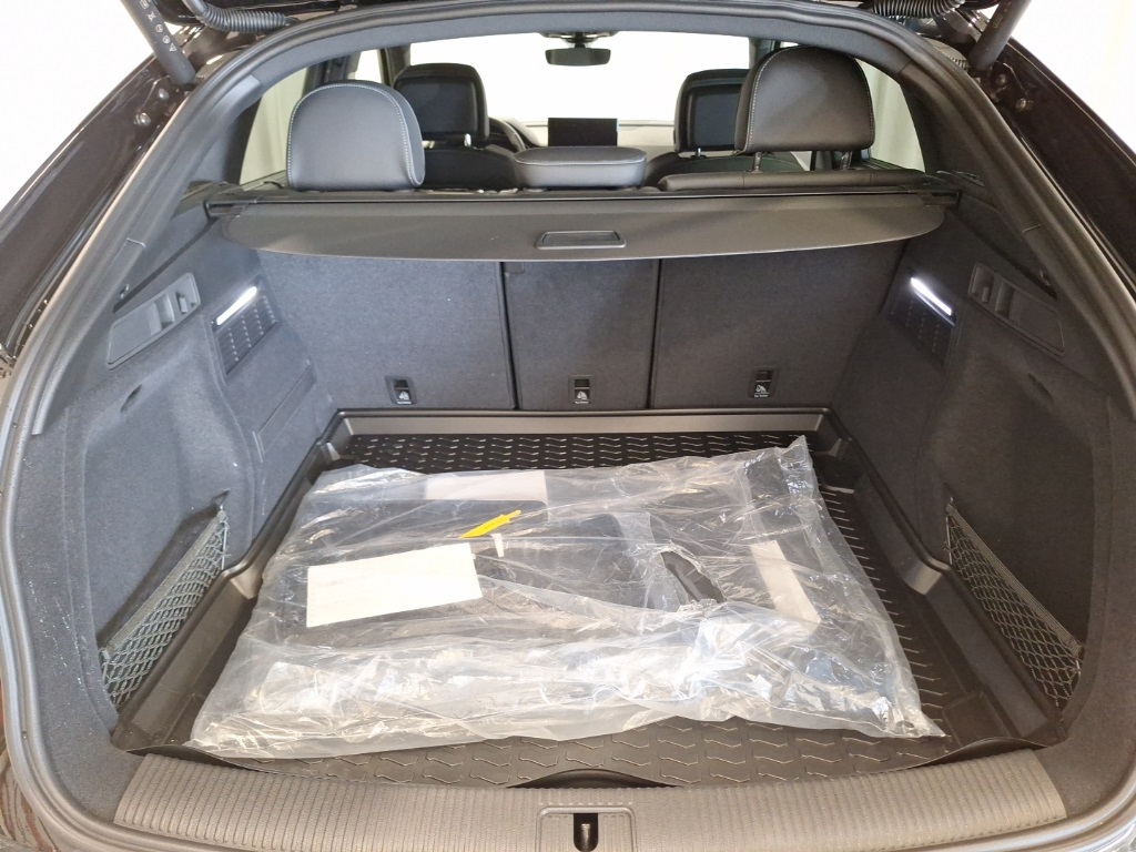 used 2025 Audi Q5 car, priced at $50,987