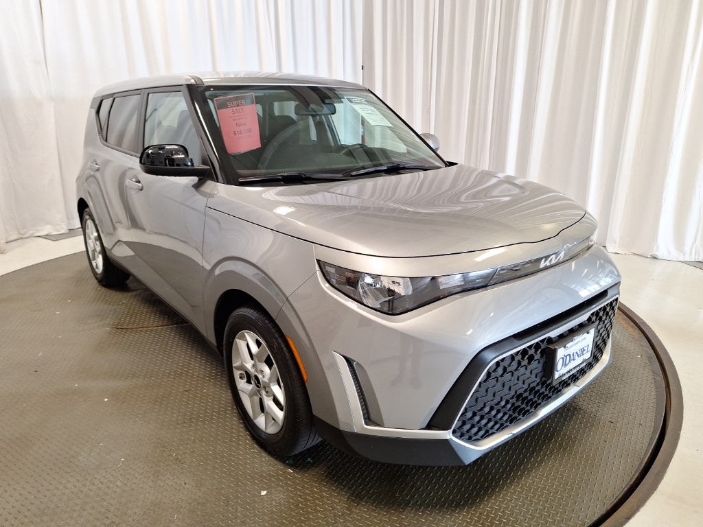 used 2024 Kia Soul car, priced at $18,299