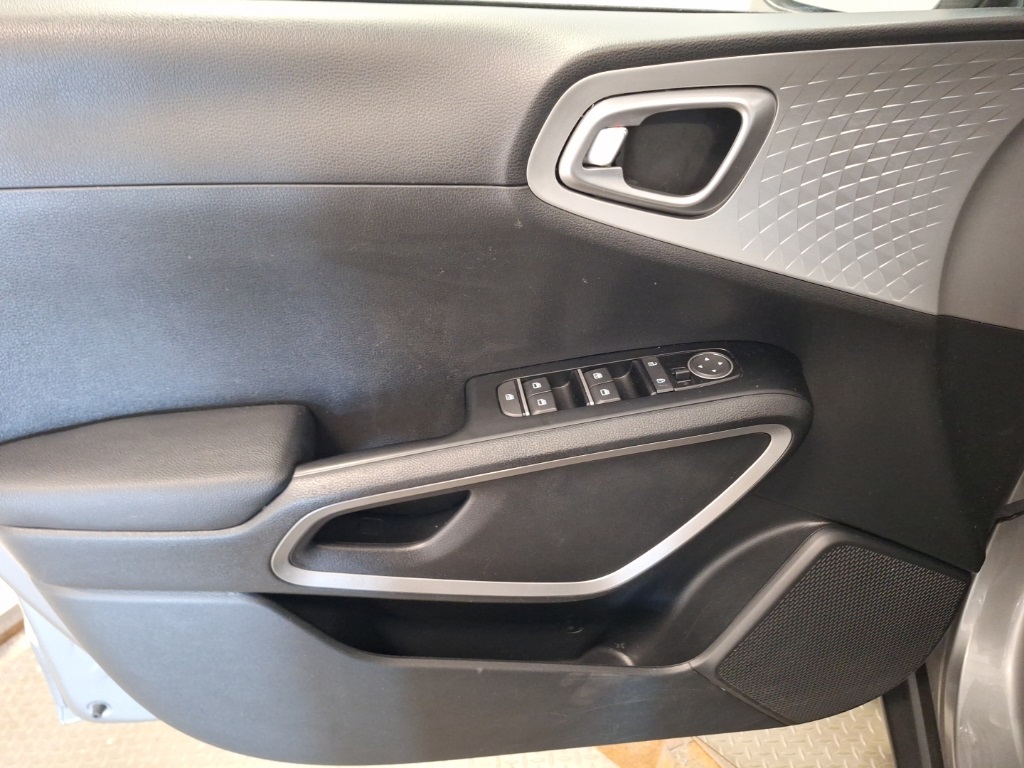 used 2024 Kia Soul car, priced at $18,299