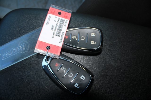 used 2022 Chevrolet Equinox car, priced at $17,509