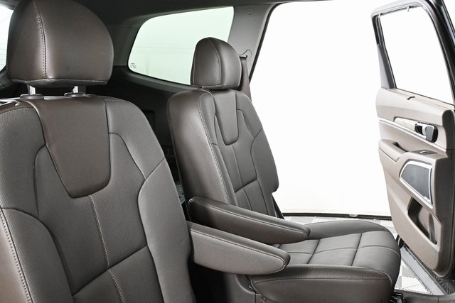 used 2022 Kia Telluride car, priced at $39,827