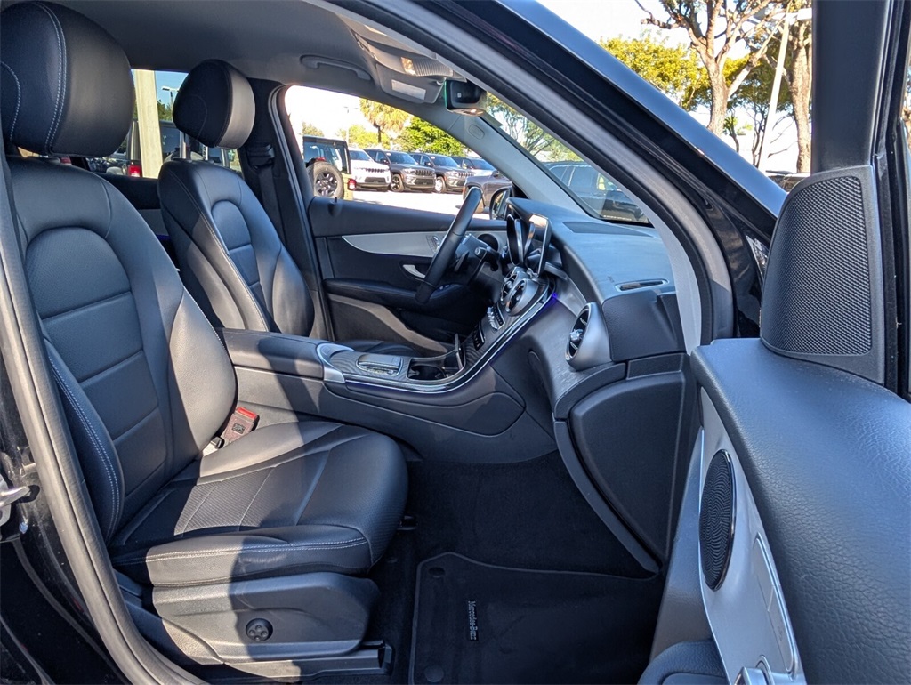 used 2022 Mercedes-Benz GLC car, priced at $27,188