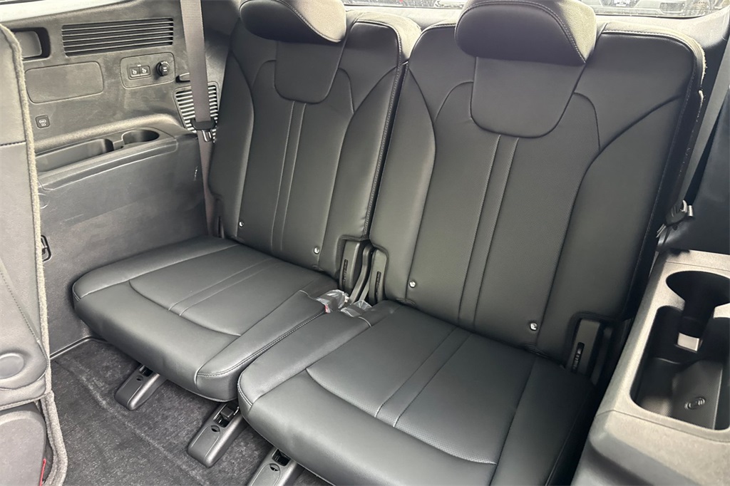 new 2026 Kia Sorento Hybrid car, priced at $48,870