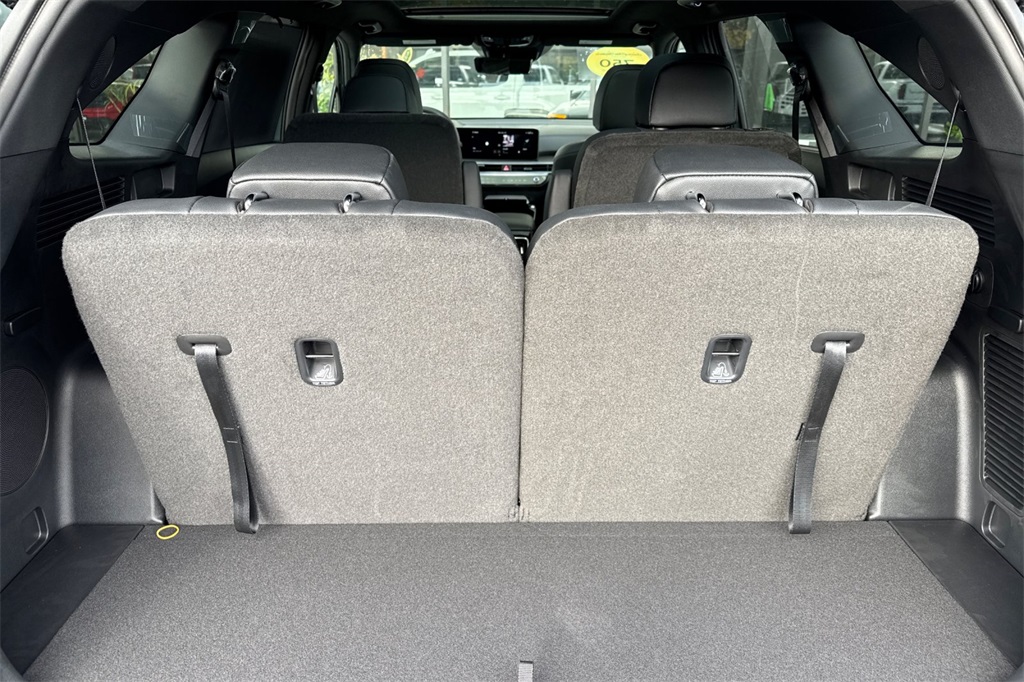 new 2026 Kia Sorento Hybrid car, priced at $48,870