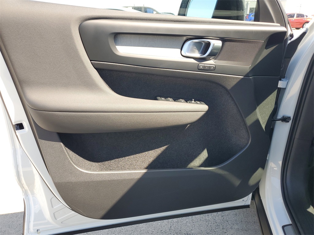 new 2026 Volvo XC40 car, priced at $42,495