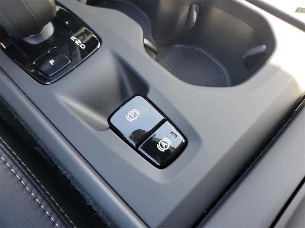 new 2026 Volvo XC40 car, priced at $42,495