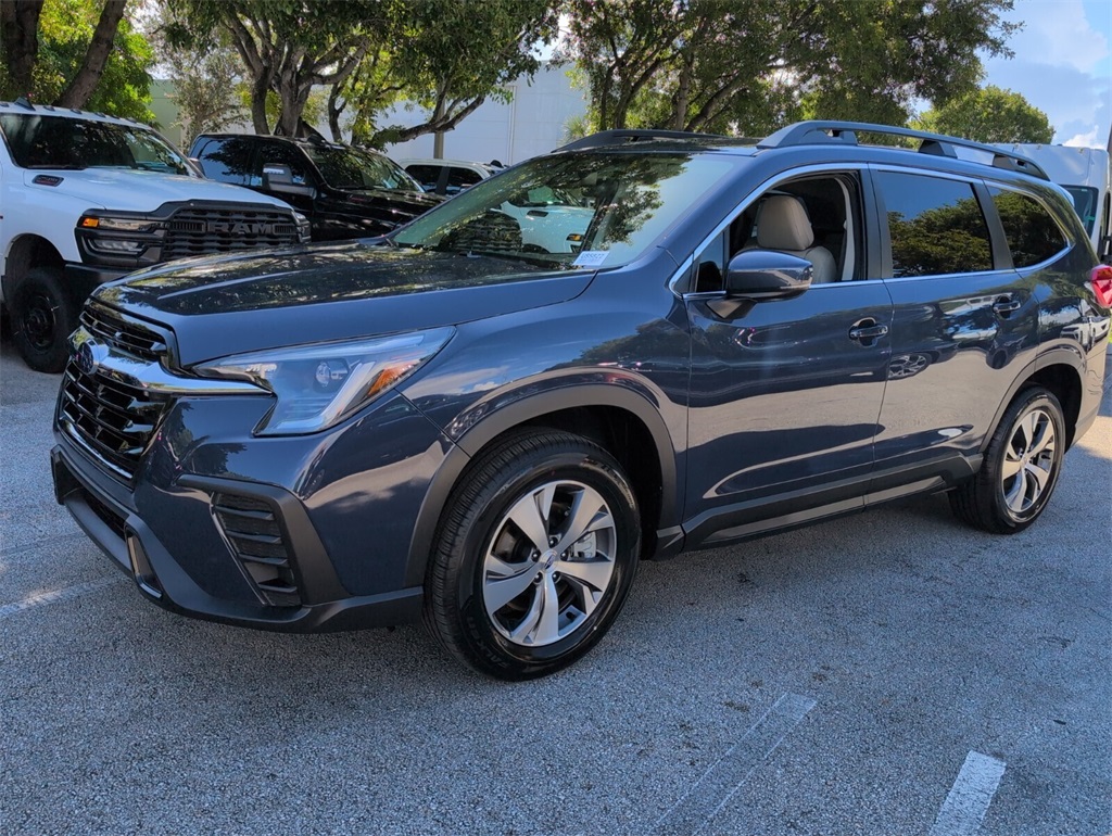 used 2025 Subaru Ascent car, priced at $36,988