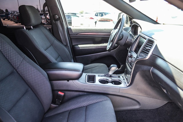 used 2018 Jeep Grand Cherokee car, priced at $15,992