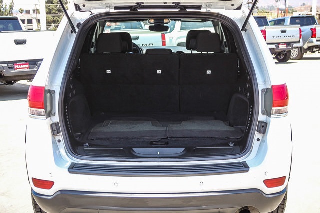 used 2018 Jeep Grand Cherokee car, priced at $15,992