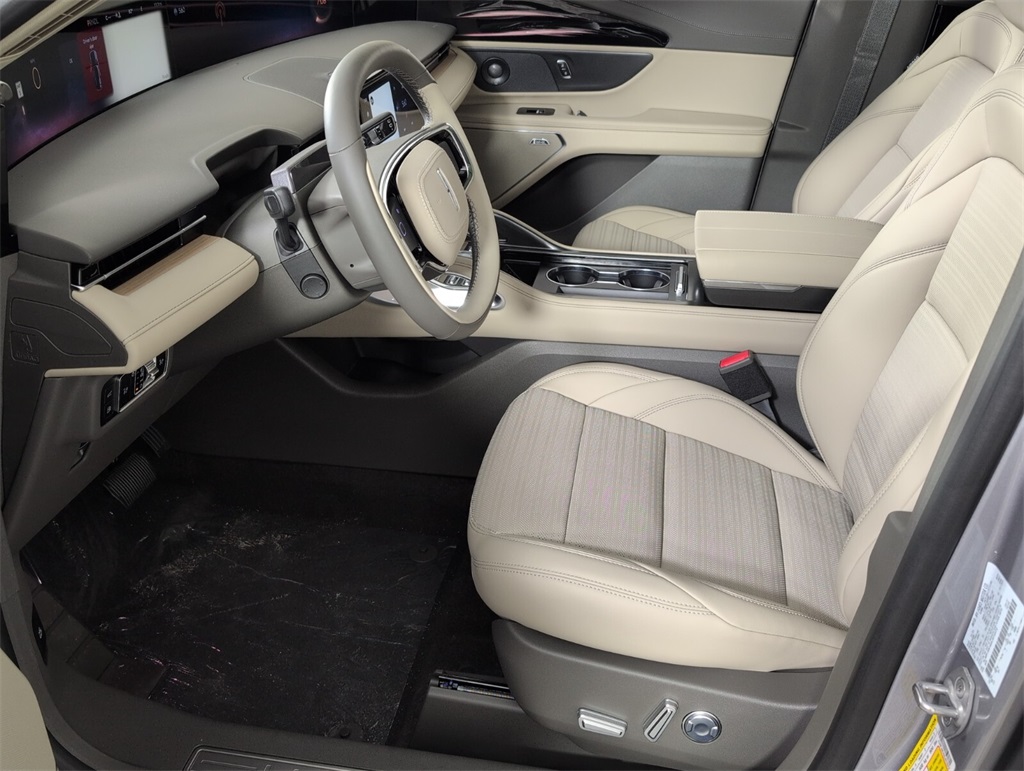 new 2025 Lincoln Nautilus car, priced at $64,824