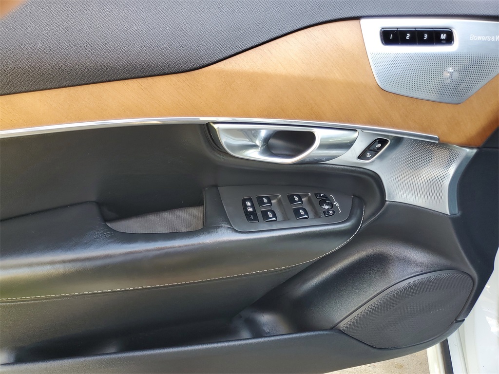 used 2018 Volvo XC90 car, priced at $29,495