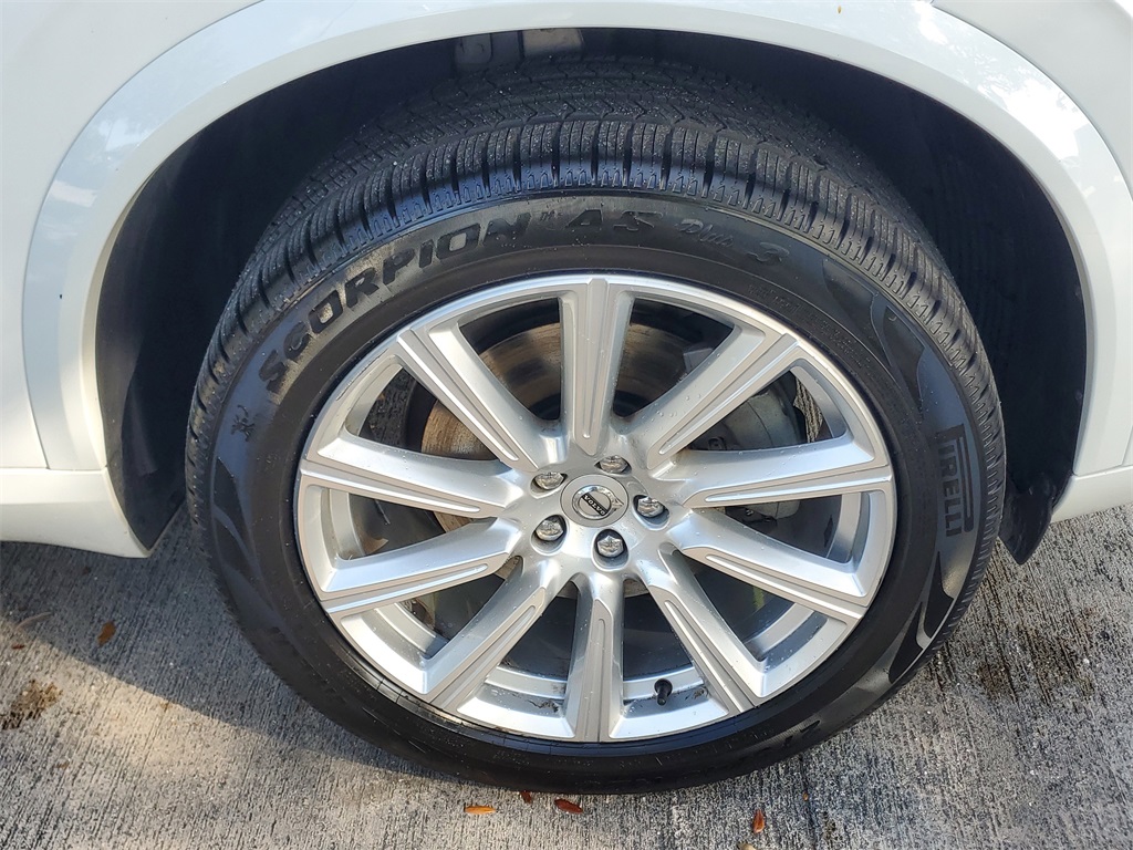used 2018 Volvo XC90 car, priced at $29,495