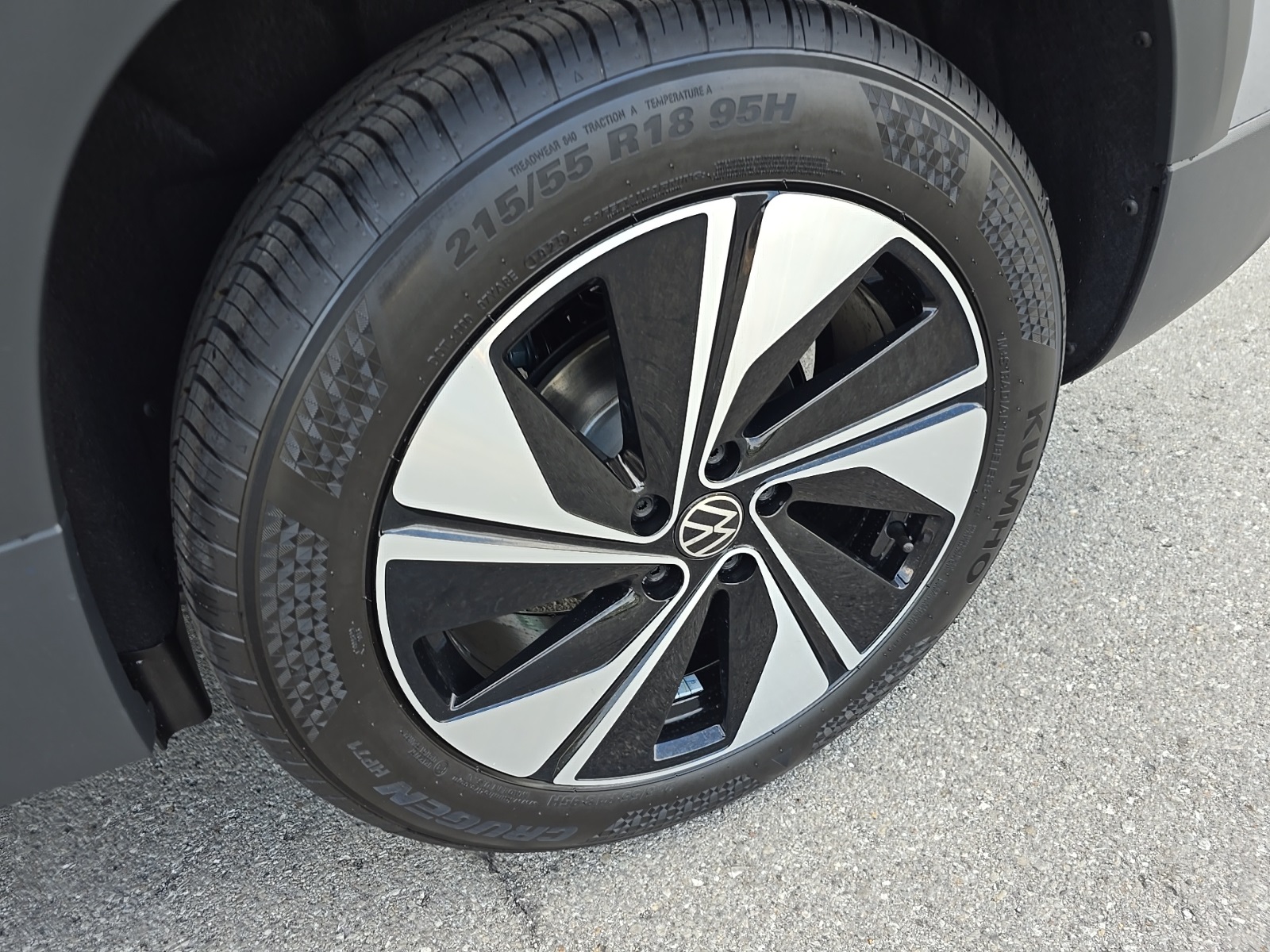 new 2025 Volkswagen Taos car, priced at $30,453