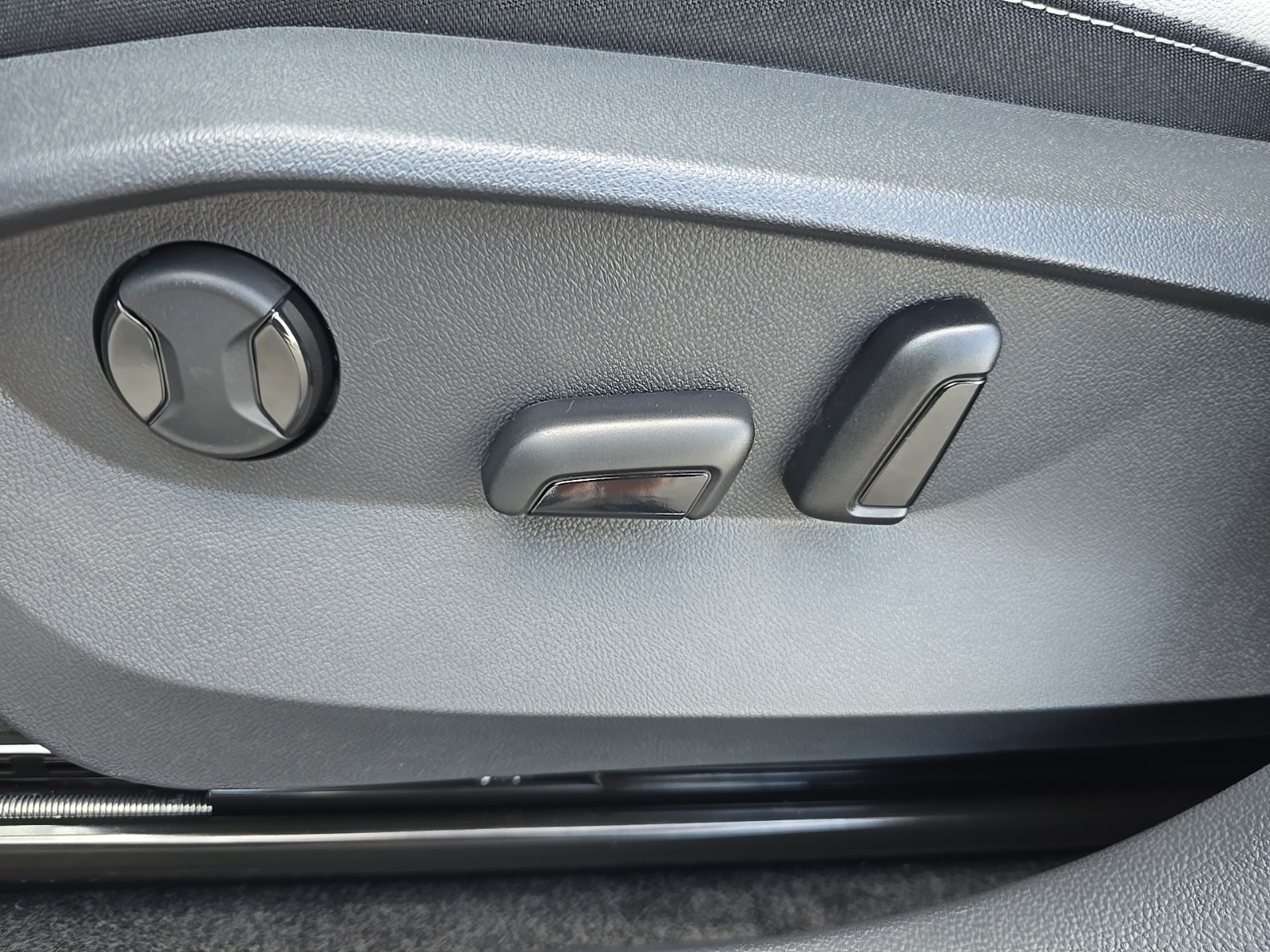 new 2025 Volkswagen Taos car, priced at $30,453
