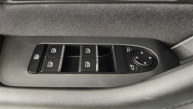 new 2025 Mazda CX-90 car, priced at $39,725