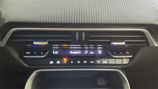 new 2025 Mazda CX-90 car, priced at $39,725