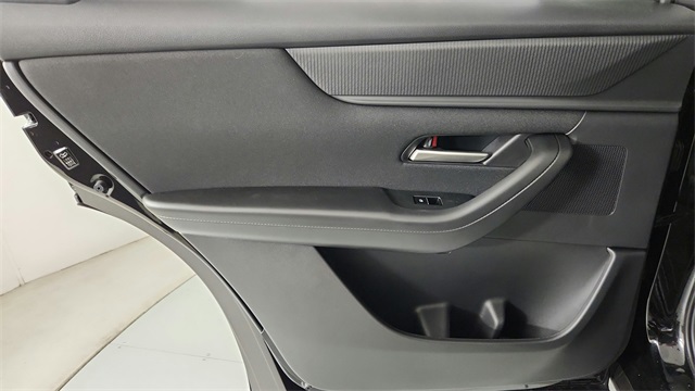 new 2025 Mazda CX-90 car, priced at $39,725