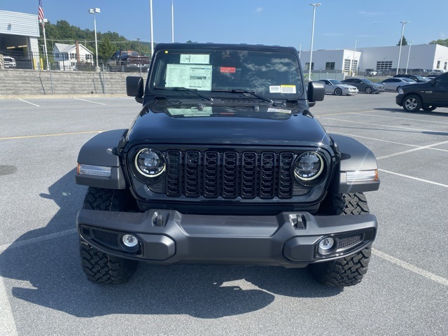 new 2025 Jeep Wrangler car, priced at $40,528