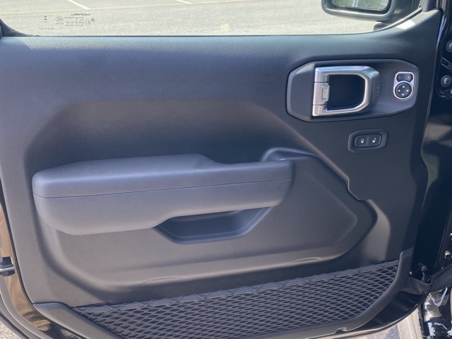 new 2025 Jeep Wrangler car, priced at $40,528