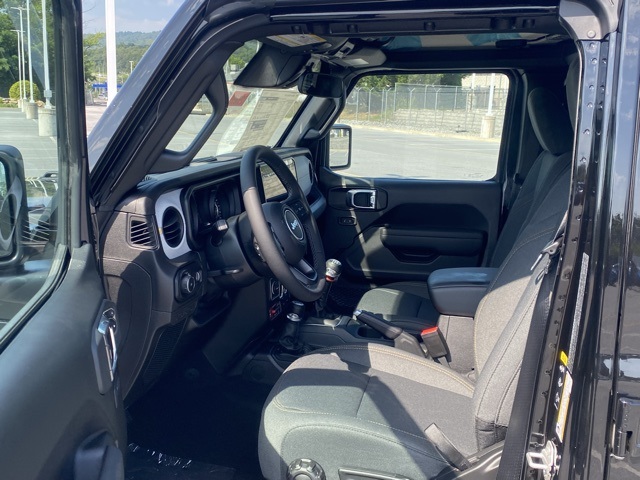 new 2025 Jeep Wrangler car, priced at $40,528