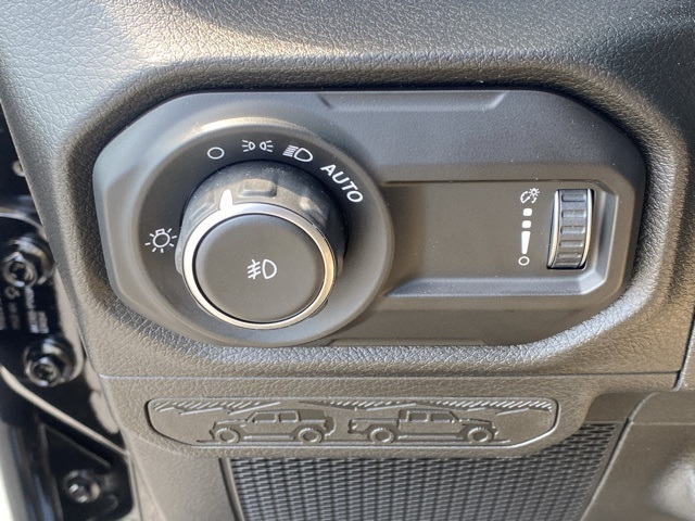 new 2025 Jeep Wrangler car, priced at $40,528
