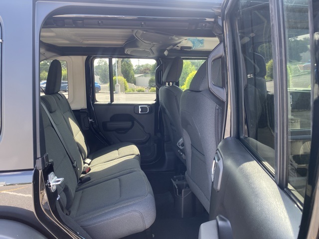 new 2025 Jeep Wrangler car, priced at $40,528