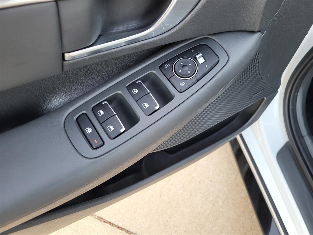 used 2022 Hyundai Sonata car, priced at $21,771