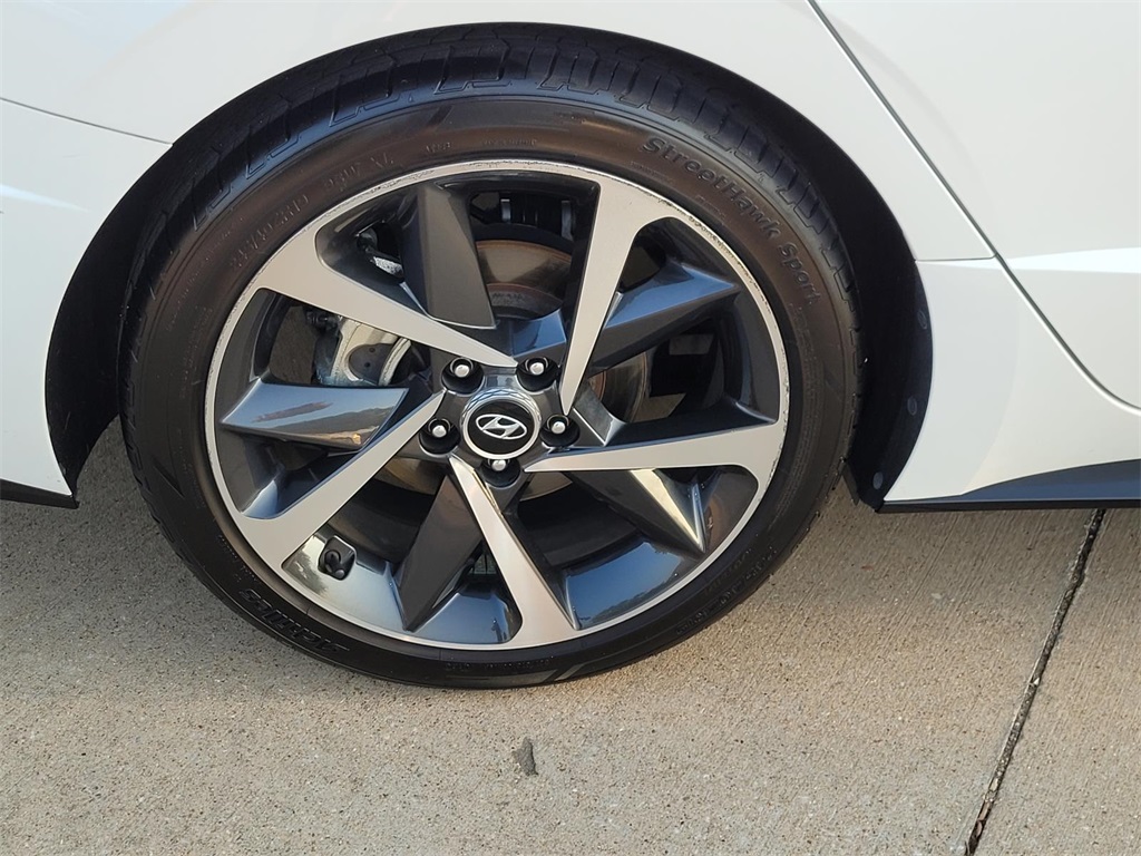 used 2022 Hyundai Sonata car, priced at $21,771