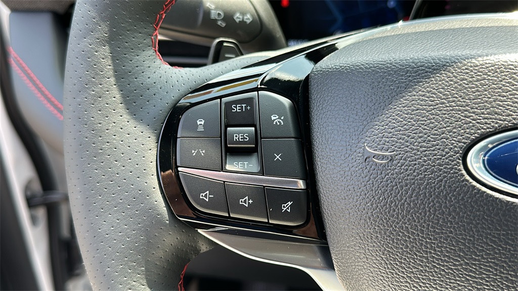 used 2025 Ford Explorer car, priced at $51,690