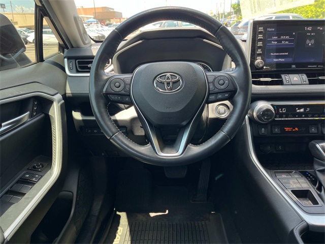 used 2020 Toyota RAV4 car, priced at $26,989