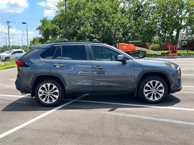 used 2020 Toyota RAV4 car, priced at $26,989