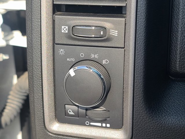 used 2021 Ram 1500 Classic car, priced at $20,736