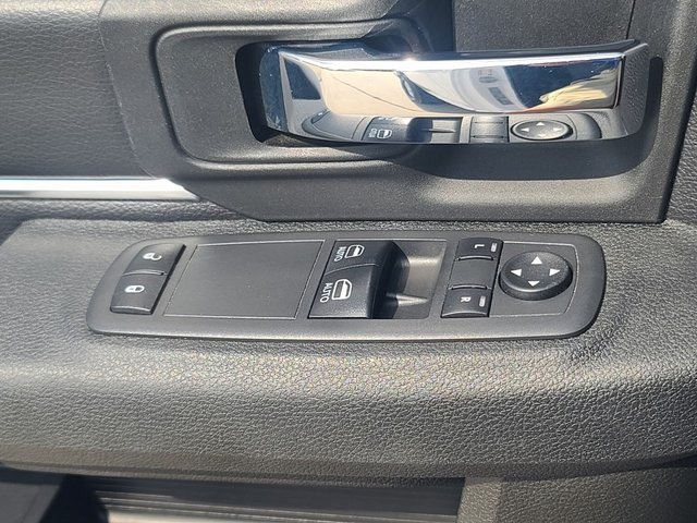 used 2021 Ram 1500 Classic car, priced at $20,736